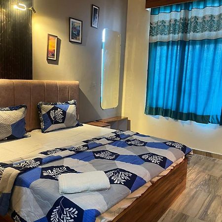 Studio Apartment In Greater Noida Luaran gambar