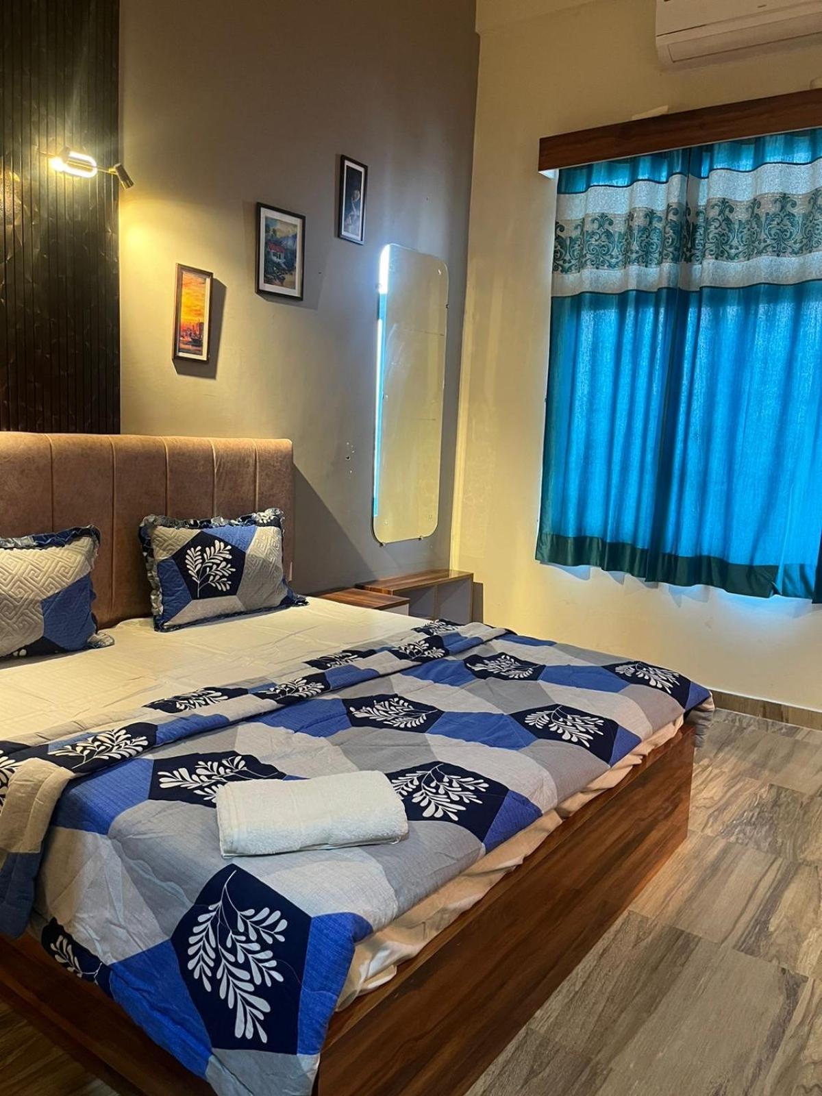 Studio Apartment In Greater Noida Luaran gambar